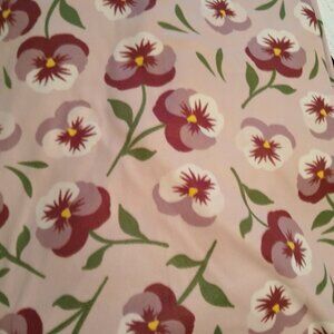Anti Pill Fleece Fabric - Pansy Leaf Toss Pattern